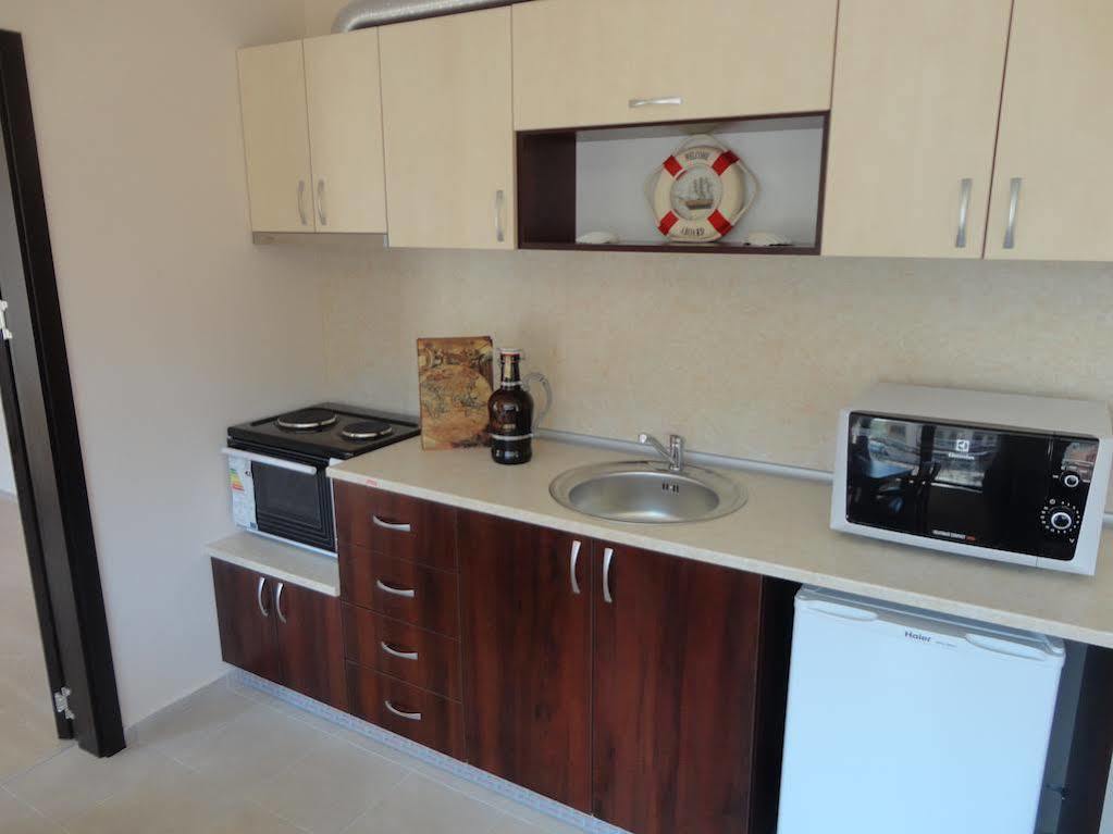 Holiday Apartments In Pomorie Exterior foto